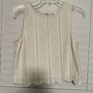 Lauren Conrad ivory colored lace/lined top (sm)